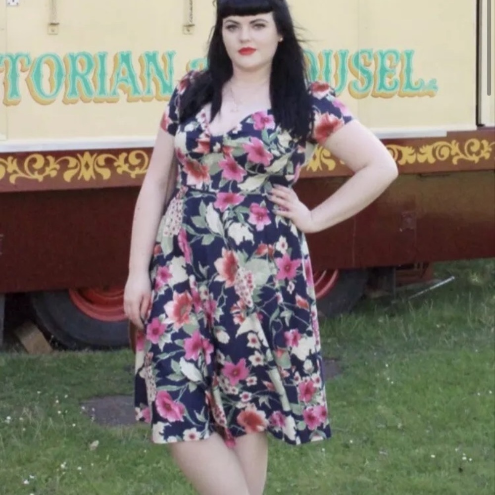 COPY - Lindy Bop retro floral dress size 12